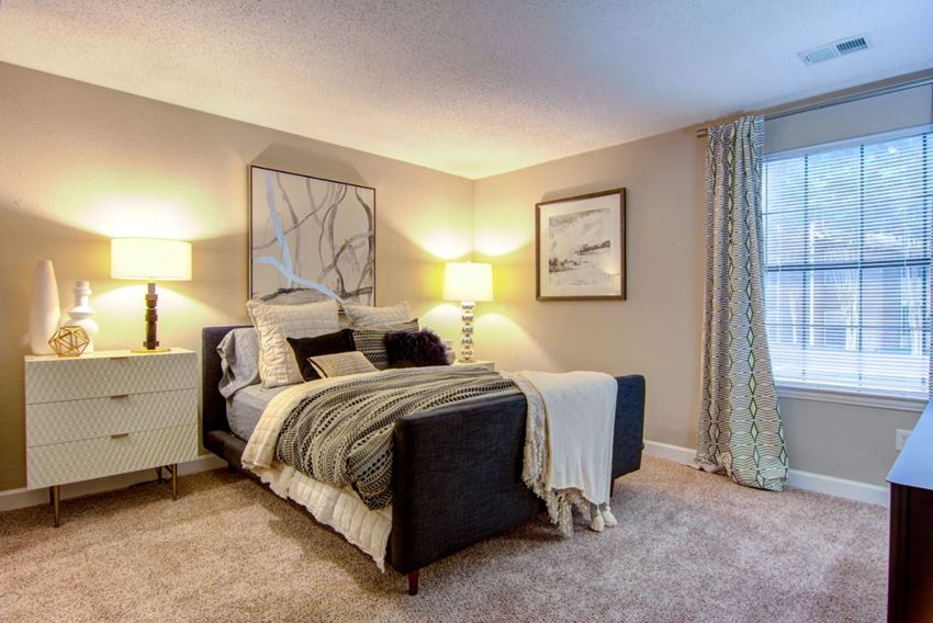 Barrington Hills Apartments, 3352 Chelsea Park Ln, Peachtree Corners